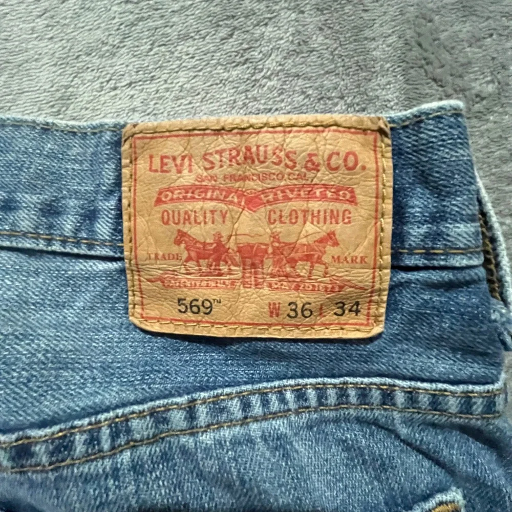 Levis 569 Loose Straight Jeans Mens 36x34 Blue Denim 005691271